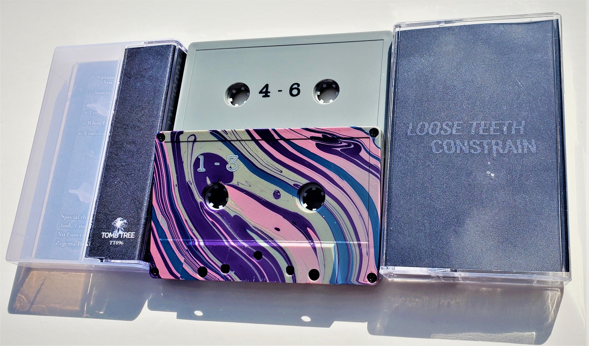 CONSTRAIN + LOOSE TEETH - Split (cassette)